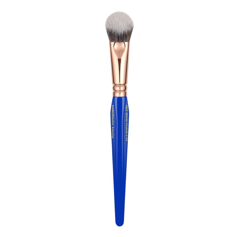 Bdellium Tools فرشاة مكياج احترافية - مثلث ذهبي 963 BDHD المرحلة الثانية xs - مع ألياف صناعية نباتية بالكامل، للتوزيع الدقيق، والتسليط، والتظليل، والتنعيم (أزرق، 1 قطعة) - Image 1